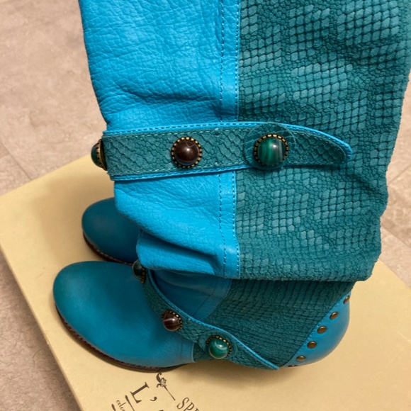 L’ARTISTE TURQUOISE BOOTS Size 6.5 BRAND NEW NEVER WORN - Picture 4 of 8